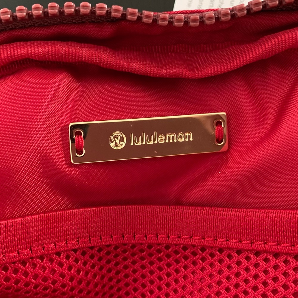 lululemon Lunar New Year Everywhere Belt Bag in Dark Red/Smoky Red Gold NWT New - Picture 11 of 16